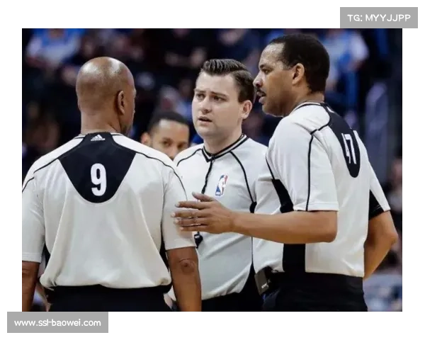 阿森西奥倒地后捡起打火机，裁判未中止比赛引争议